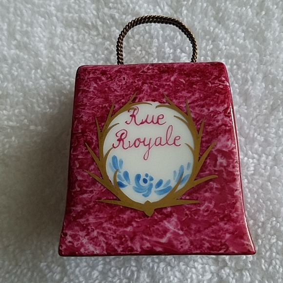 Limoges box - Picture 1 of 6